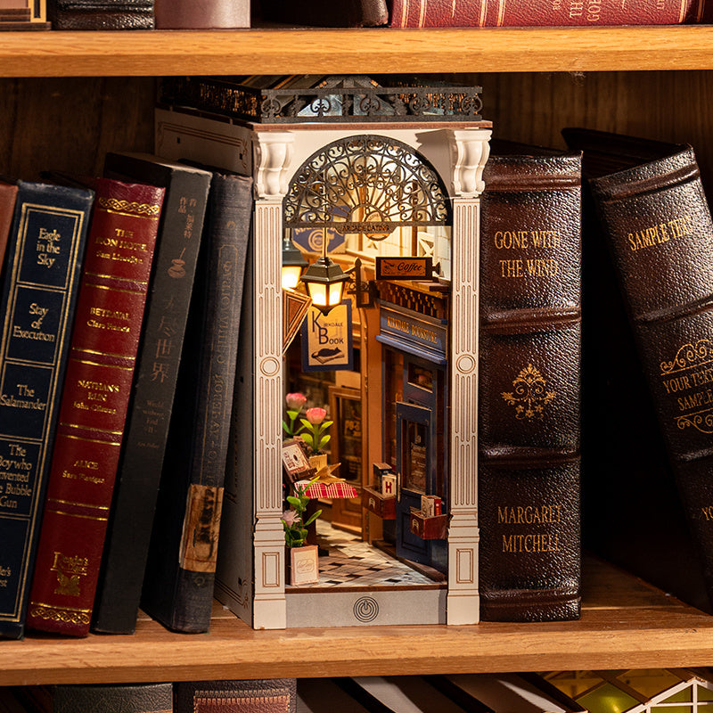 Arcade Dating – DIY Book Nook - Robotime Rolife