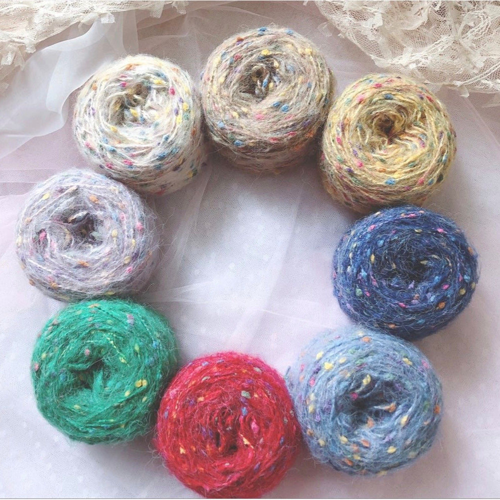 Doudou Yarn – Handmixat mohairgarn med charmiga färgskiftningar